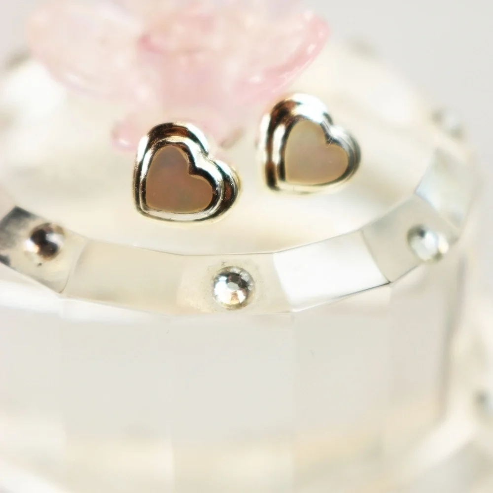💝 Mother of Pearl Sterling Silver Heart Studs 💞